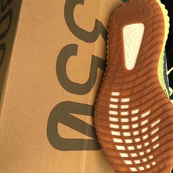 V2 Semi Frozen Yellow - Picture 5 of 6